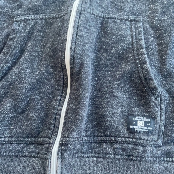 DC Shoes Zip Up Hoodie - Picture 3 of 4